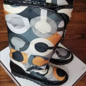Coach signature c boots